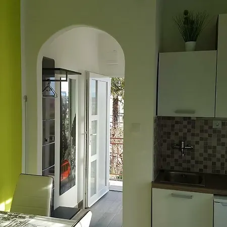 Zara Apartment *